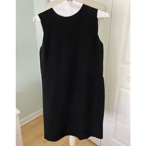 Vince Women's  SILK Black Shift Dress Sleeveless Scoop Neck Back Zip Lined Sz 2